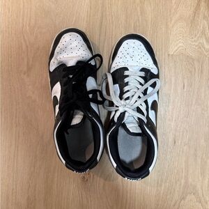 Women’s panda dunk sneakers